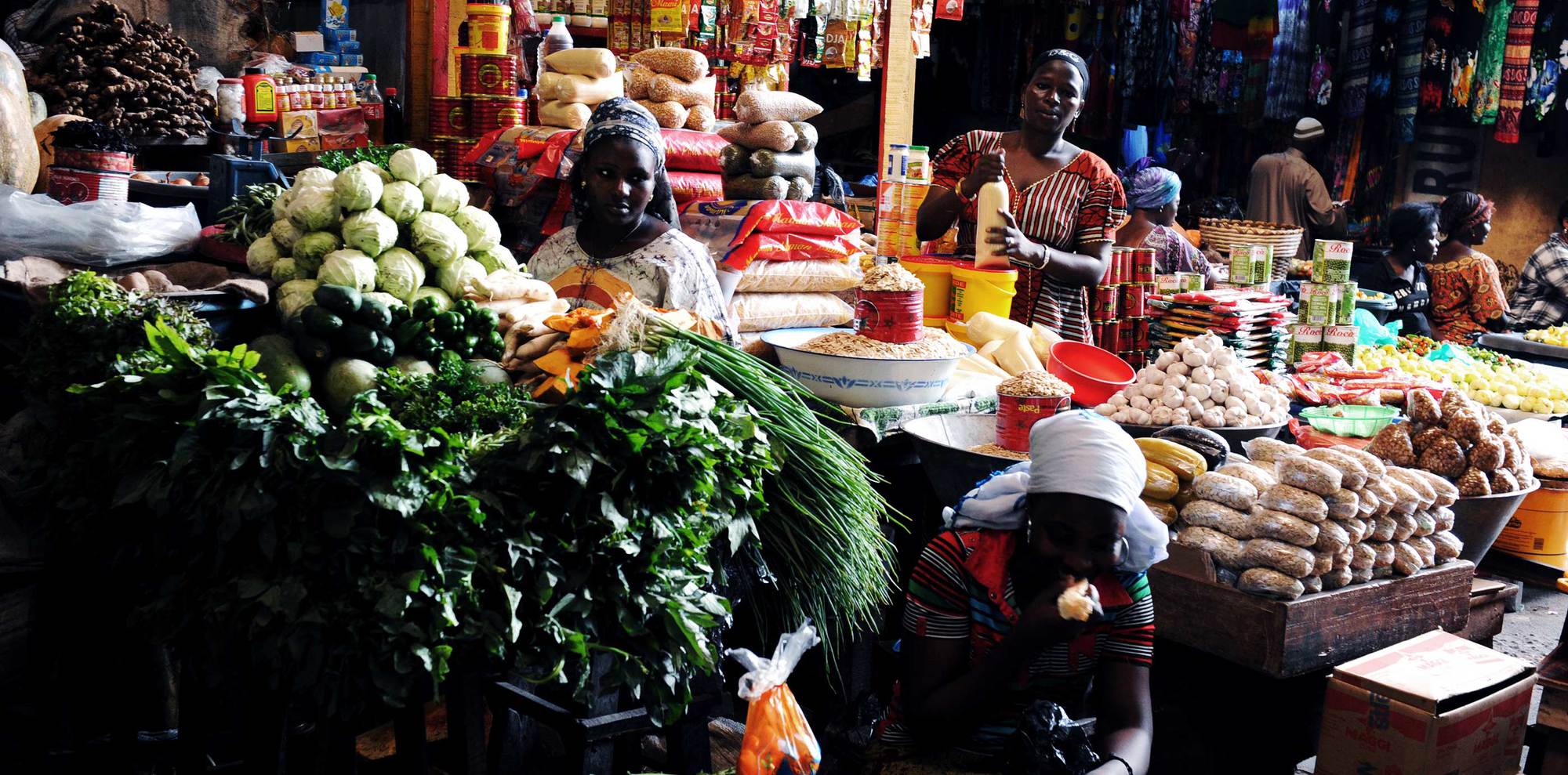 Hast market. Пища в Абиджане. Super marche d'Asie.