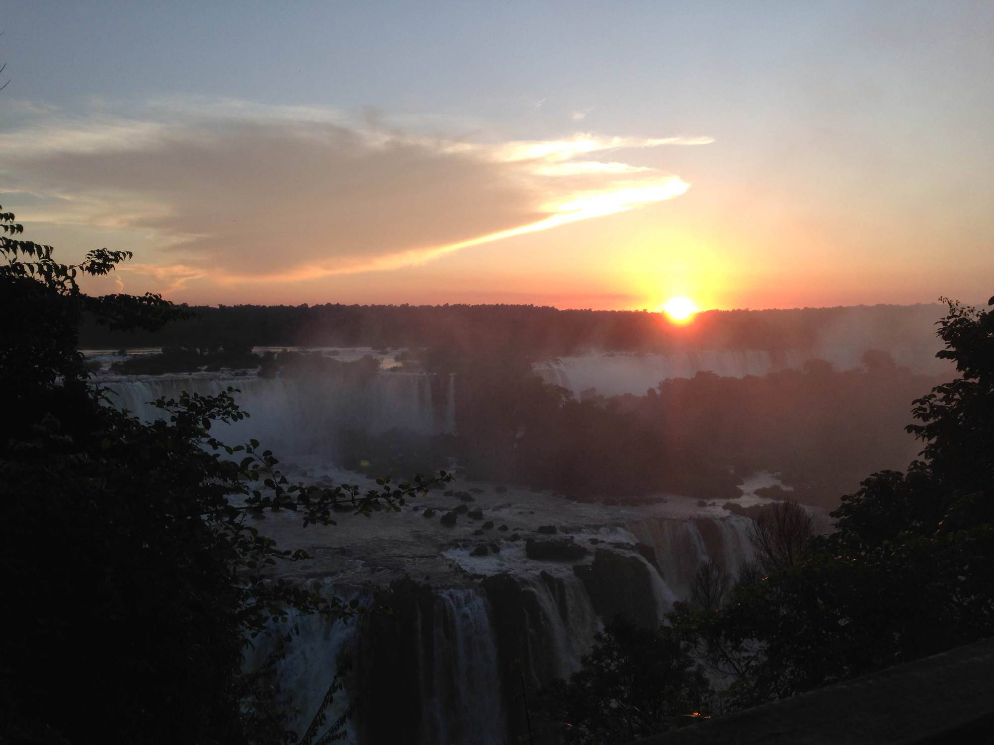 iguassu-sunset