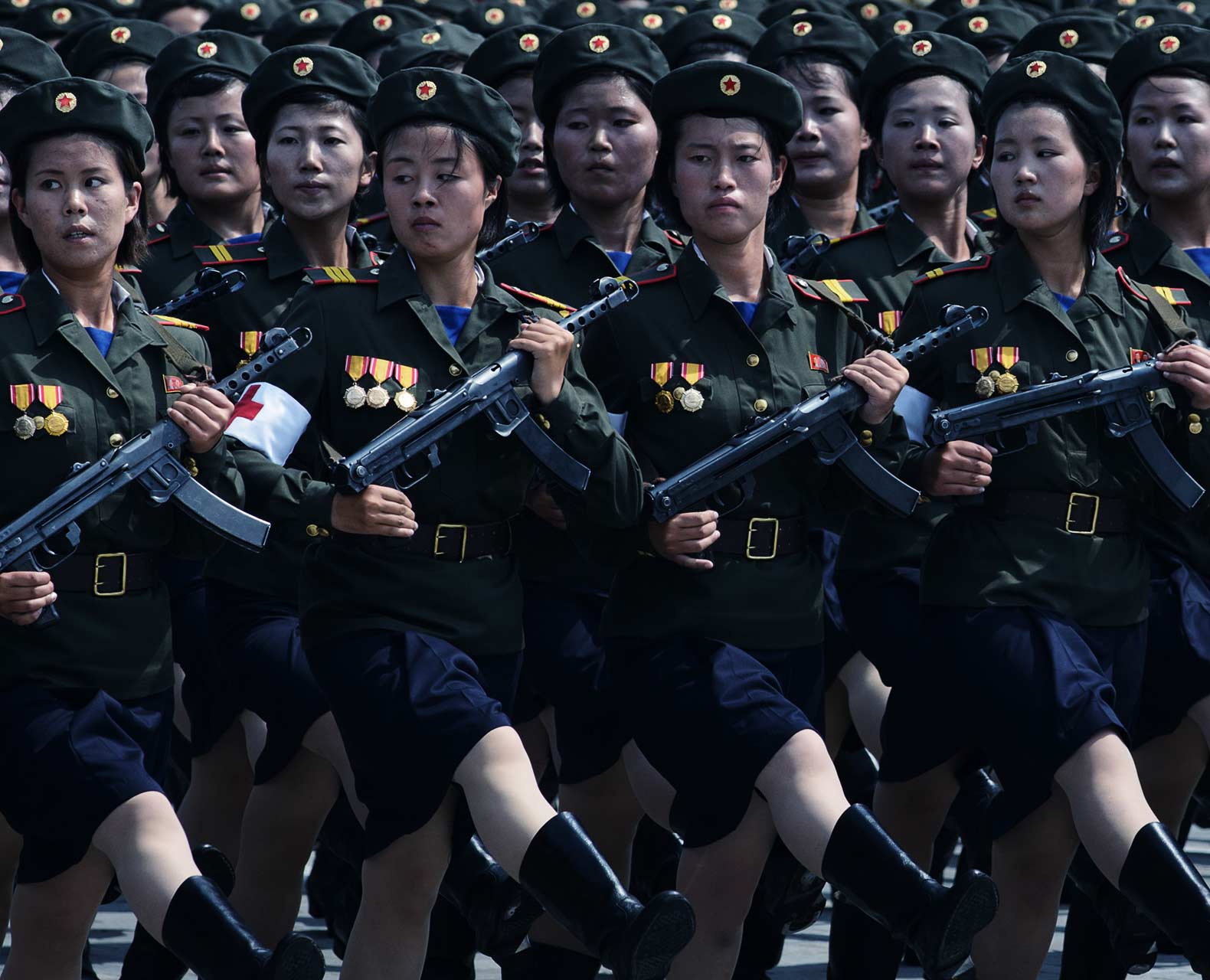 north-korean-female-soldiers2 - CapX