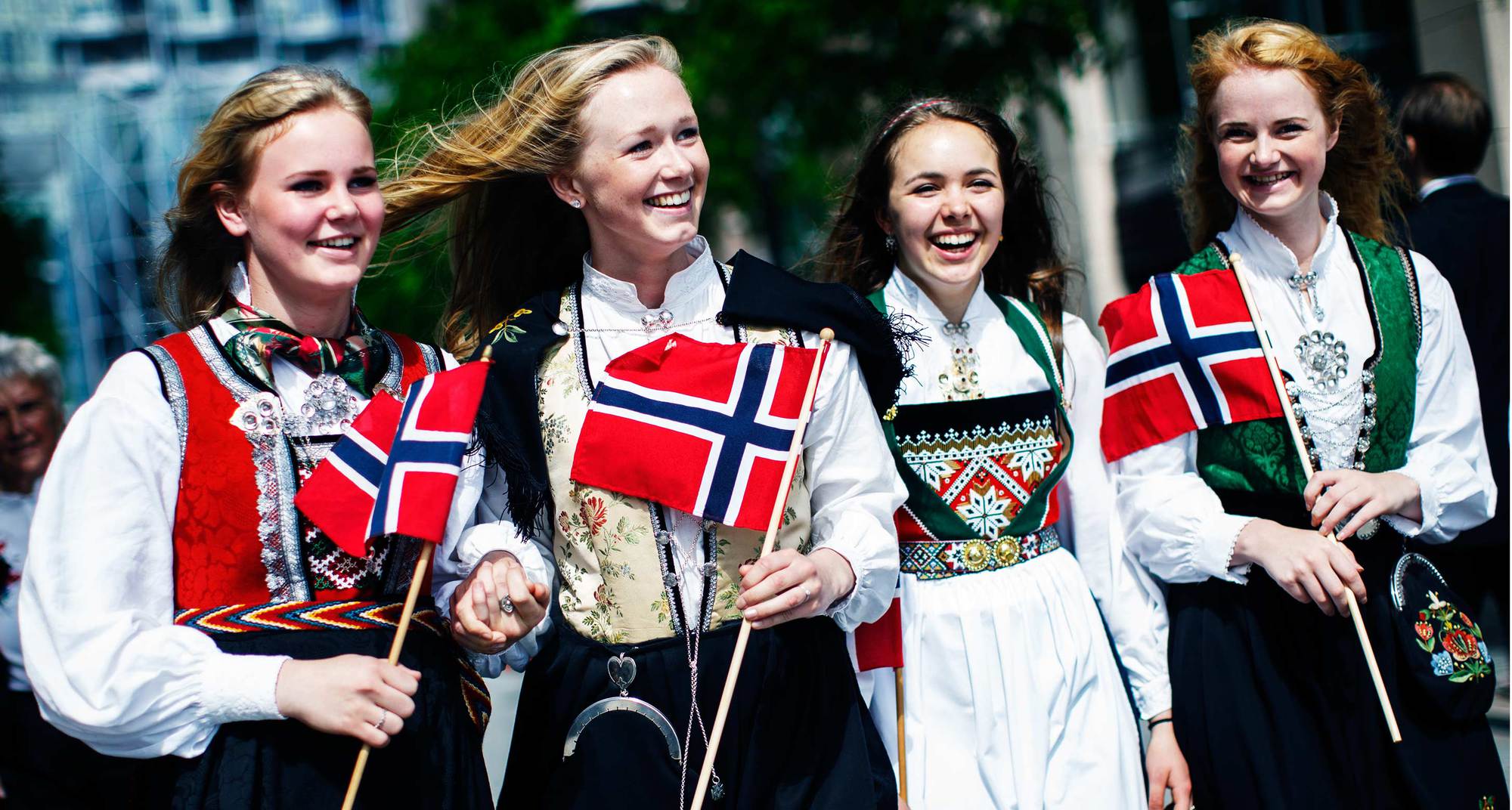 Знаменитые люди дании. Финны датчане исландцы. Жители Дании это датчане. Школа в Норвегии. Скандинавия люди.