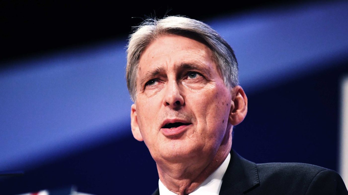 How Philip Hammond can tackle the burning injustice of in-work poverty