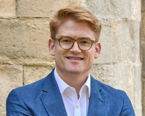 Tim Dier