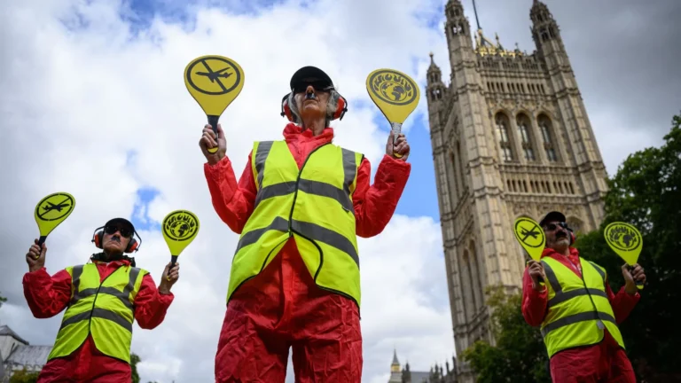 Blocking Heathrow's expansion is making britain poorer